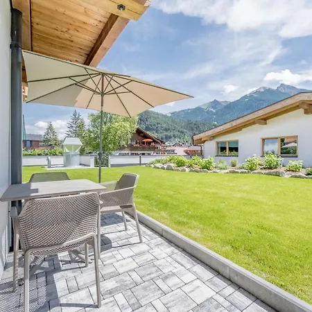 Lägenhetshotell Alpenparks & Alpina Seefeld 4*