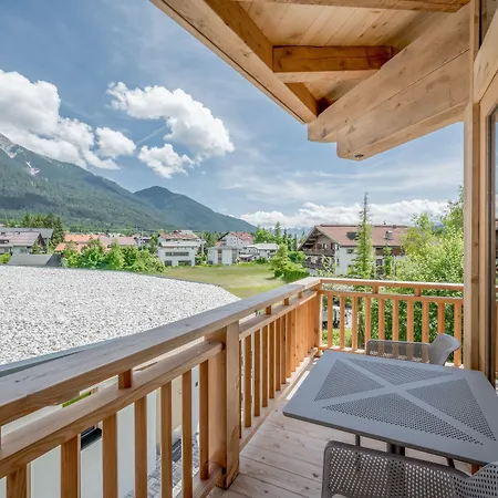 公寓式酒店 Alpenparks & Alpina Seefeld 4*