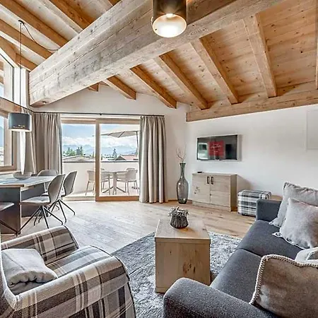 Alpenparks & Alpina Seefeld 公寓式酒店 4*
