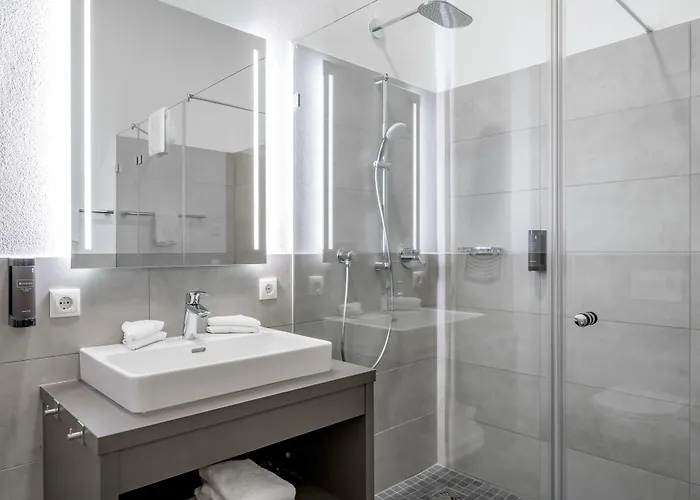 Alpenparks & Alpina Seefeld アパートホテル ゼーフェルト・イン・チロル