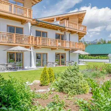 Appart hôtel Alpenparks & Alpina Seefeld 4*
