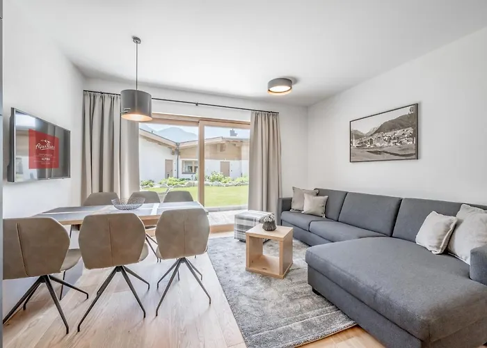 Alpenparks & Alpina Seefeld Apart-hotel 4*